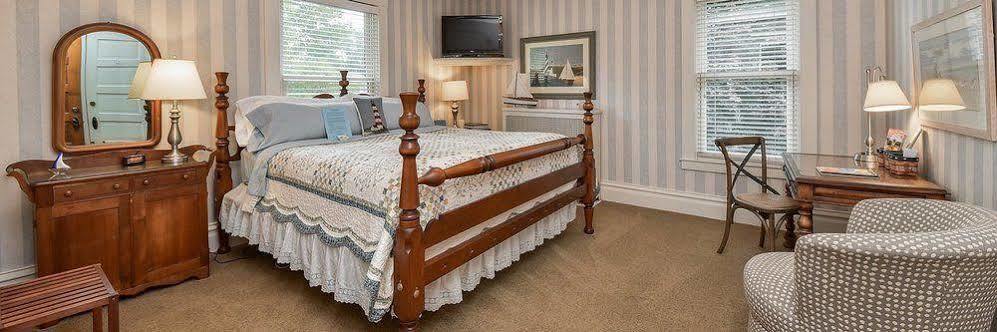 Harrison House Bed & Breakfast เนเปอร์วิลล์ ภายนอก รูปภาพ