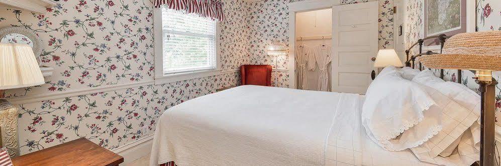 Harrison House Bed & Breakfast เนเปอร์วิลล์ ภายนอก รูปภาพ